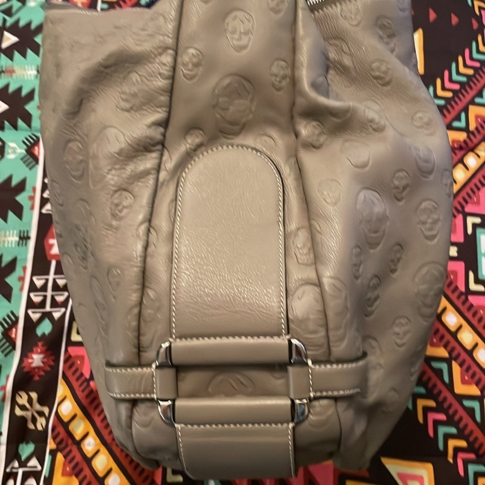 Alexander McQueen EXTREMELY RARE large skull hobo purse​​​ - Picture 4 of 8